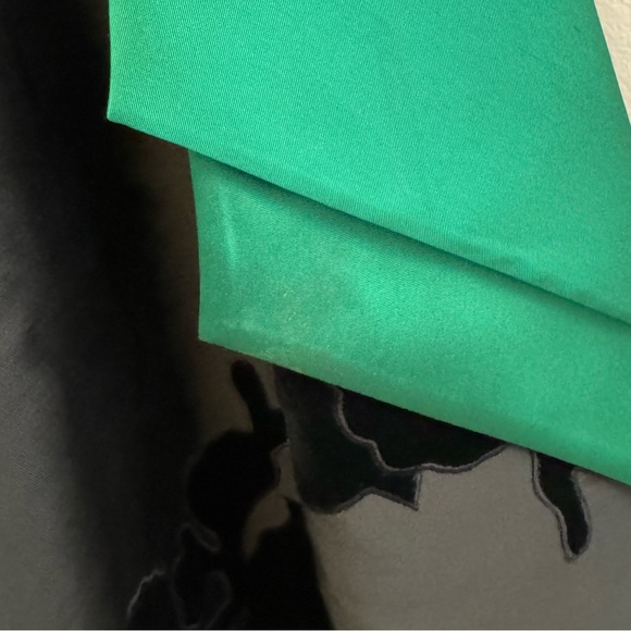 Sachin + Babi Noir hi lo velvet embossed large bow gown  black size 2 - Picture 5 of 6